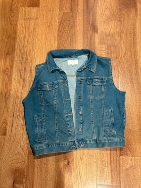 Time & Tru blue Jean vest